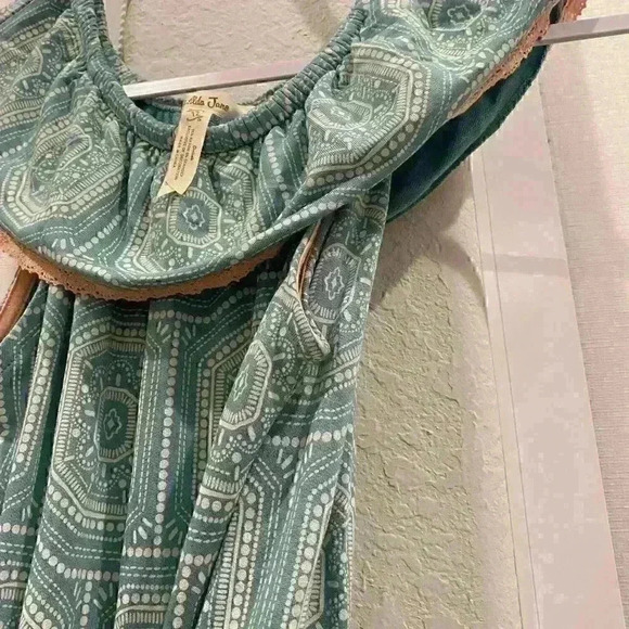 Girls Matilda Jane Beachside
Romper Size 12 worn twice - Picture 5 of 10